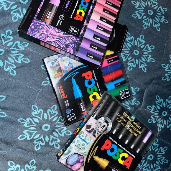Posca Paint Marker Set - Picture 1 of 9